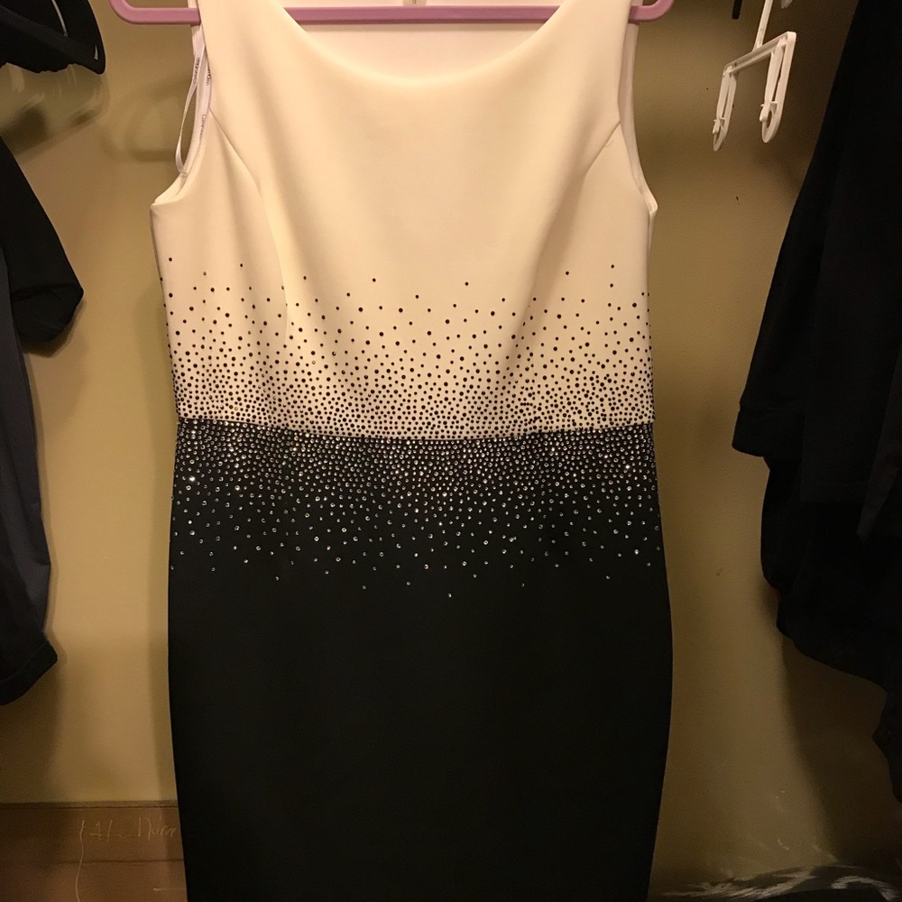 CK Cocktail Dress Black/off White Crystal Waist